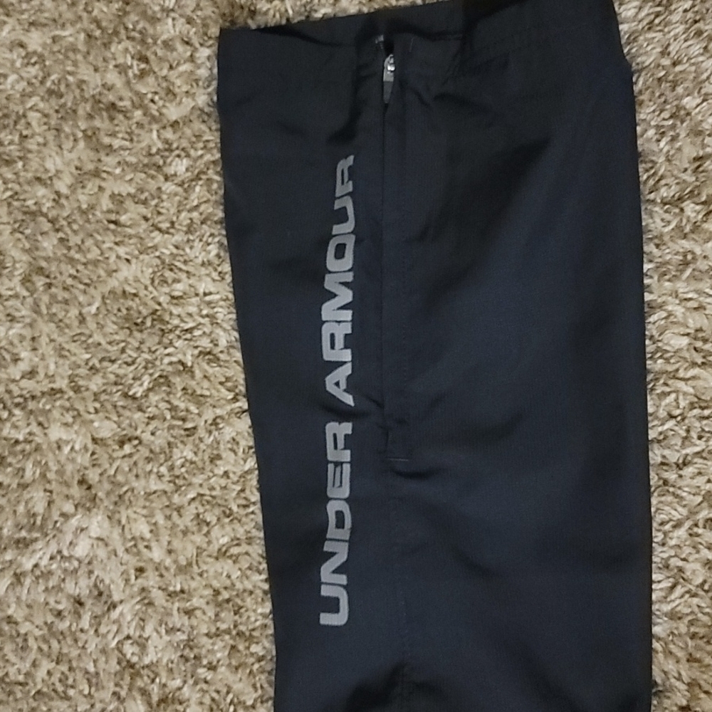 Women's Black Under Armour Workout Pants Size Small Petite - Picture 6 of 7